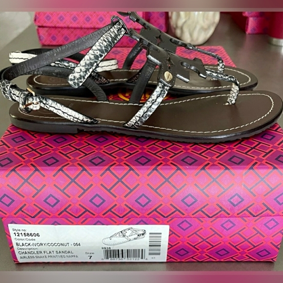 LIKE NEW TORY BURCH Chandler Gladiator T strap sandals Flip thong sz 7 - Picture 5 of 6